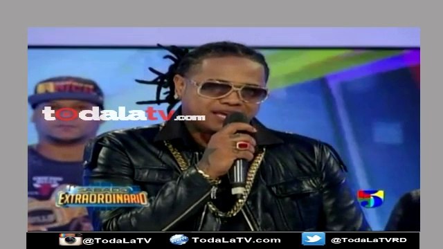 Shelow Shaq explica como se puede pegar un tema en el pais-Sábado Extraordinario-Video