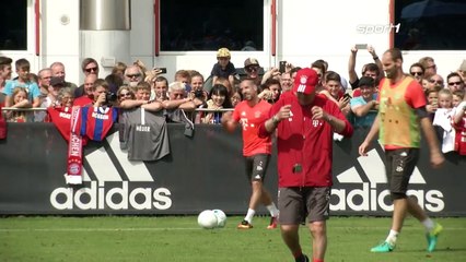 So funny! Ribery & Hermann Gerland