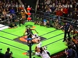 KENTA & Naomichi Marufuji (c) vs. El Samurai & Wataru Inoue (1/10/04)