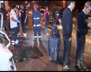 Direksiyon Hakimiyetini Kaybetti, İBB'nin Temizlik Aracına Çarptı: 1 Ölü, 4 Yaralı