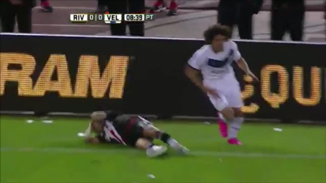Blas Cáceres Gets Sent Off For A Crazy Elbow On Andres D'Alessandro!