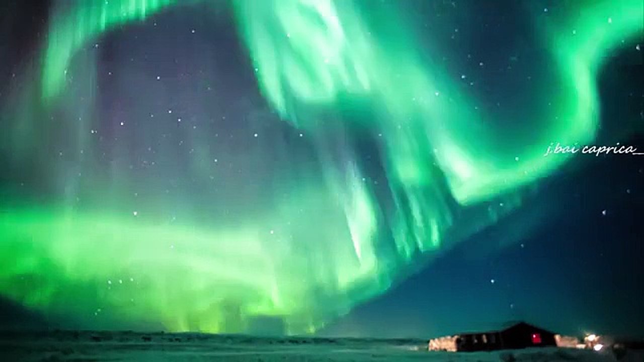 Les Islandais éteignent toutes leurs lumières p...