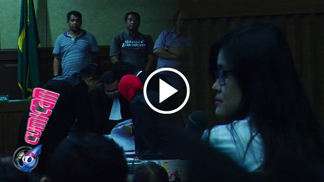 Pertama Kali Jessica Wongso Menangis di Kursi Pesakitan - Cumicam 02 Oktober 2016