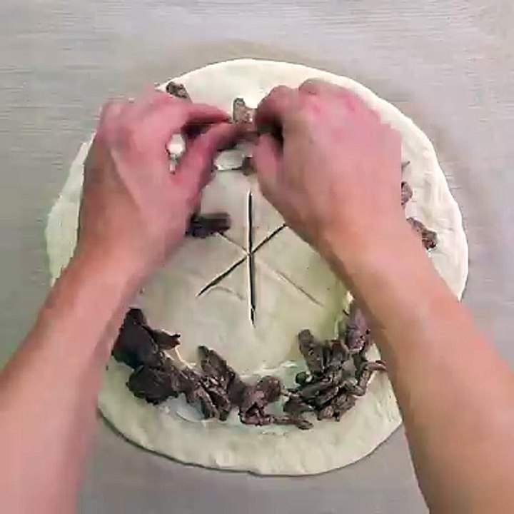 Philly Cheesesteak Pizza Star