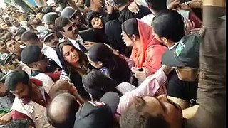 Bakhtawar and Aseefa Bhutto Zardari  visit Lyari