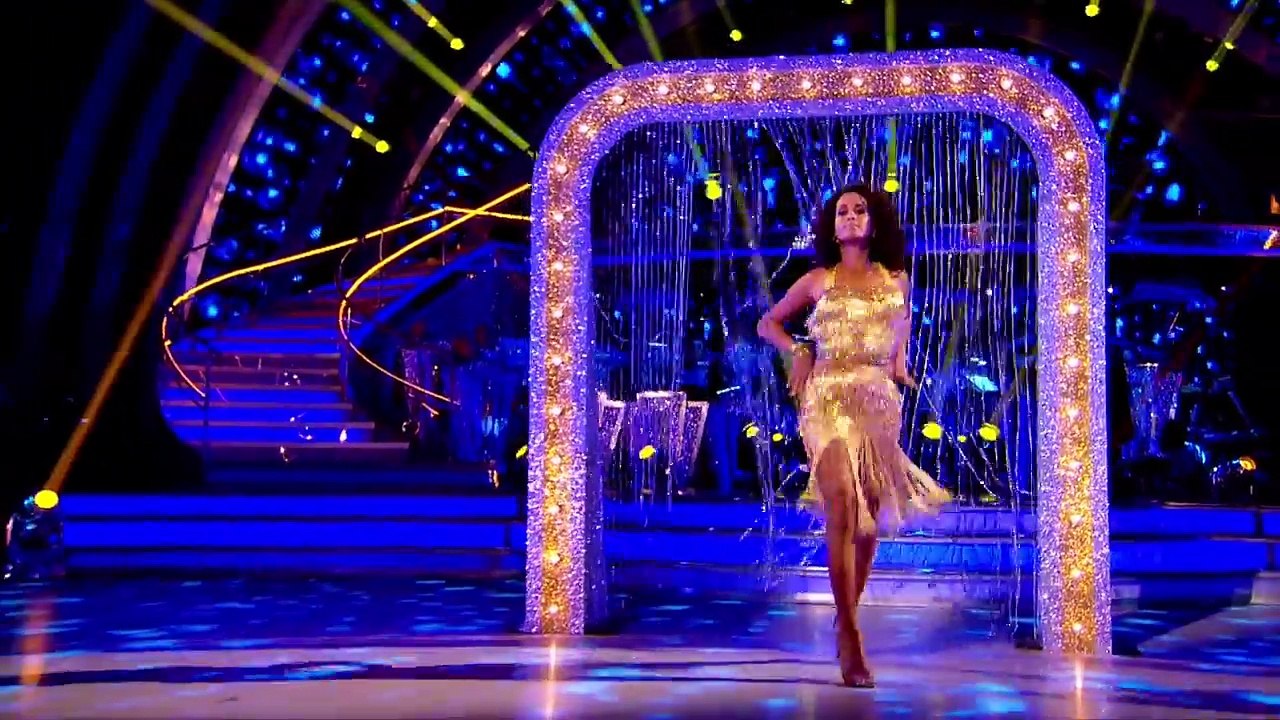 Naga Munchetty & Pasha Kovalev Cha Cha to 'Fool In Love' - Strictly Come Dancing 2016 - Week 2