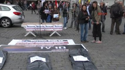 Türkiye'de Televizyonların Kapatılması Almanya'da Protesto Edildi
