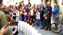 Festival des Arts de Bordeaux : chute de dominos géants dans les rues de la ville