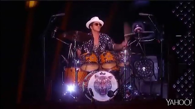 Bruno Mars Vivo Rock In Rio 2015 Locked out of Heaven HD
