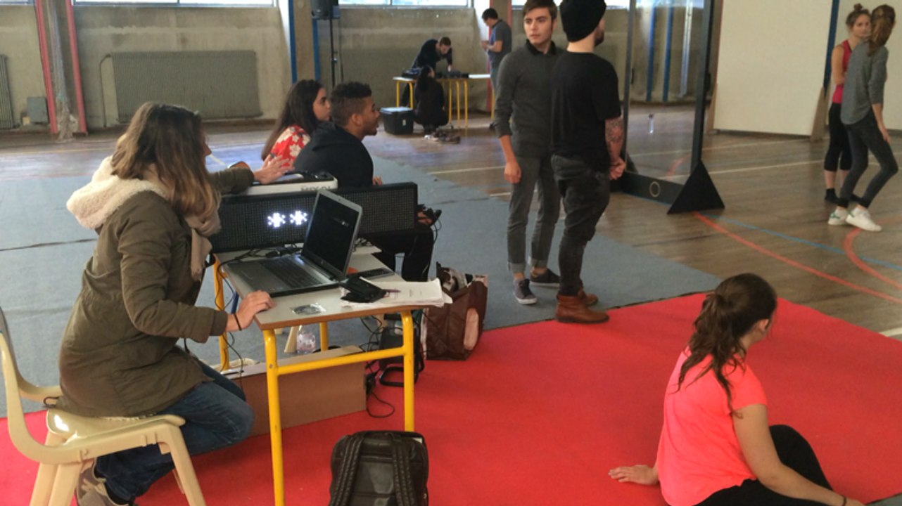 Répétitions du spectacle Les Anges de l'éducation