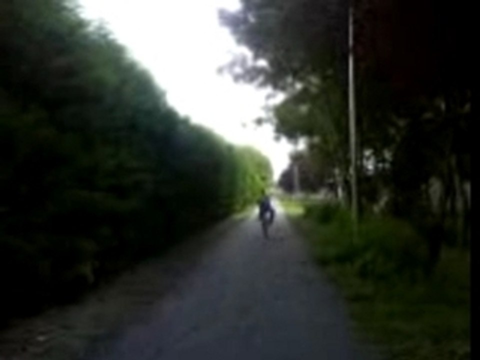 stunt velo longue roue