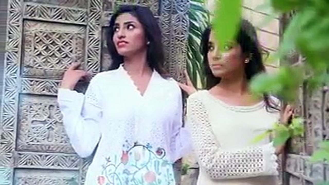 Female Models Photo Shoot for Faiza Rehman Fashion Designer
