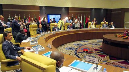 OPEC agrees to first oil output cut in eight years