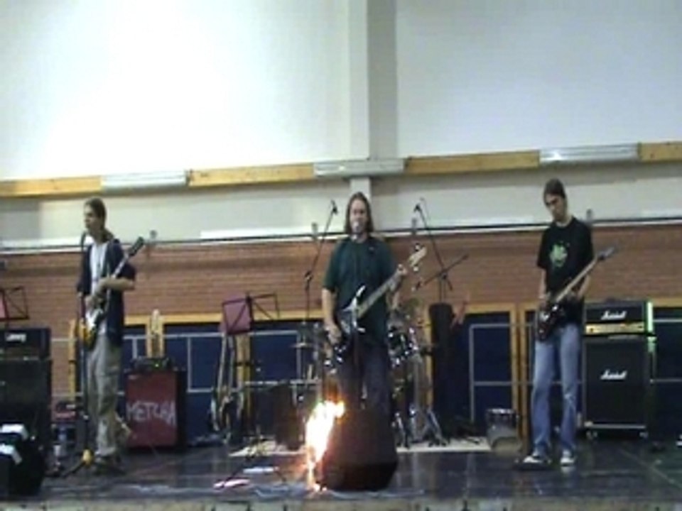 Paperbox - Song 2