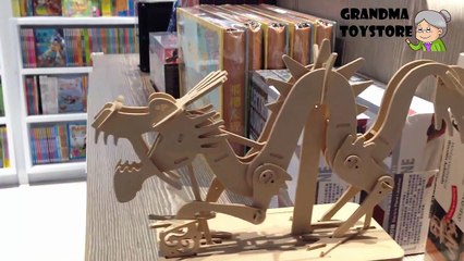 Unboxing TOYS Review/Demos - Dragon wood moving toy hand build jaw opens spits fire