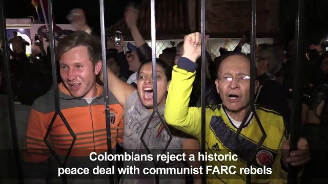 Colombians shock government, rejecting peace deal