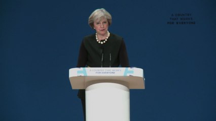 Brexit: l'article 50 activé d'ici fin mars, selon T. May