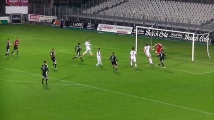 Un triple arrêt du gardien sur penalty !