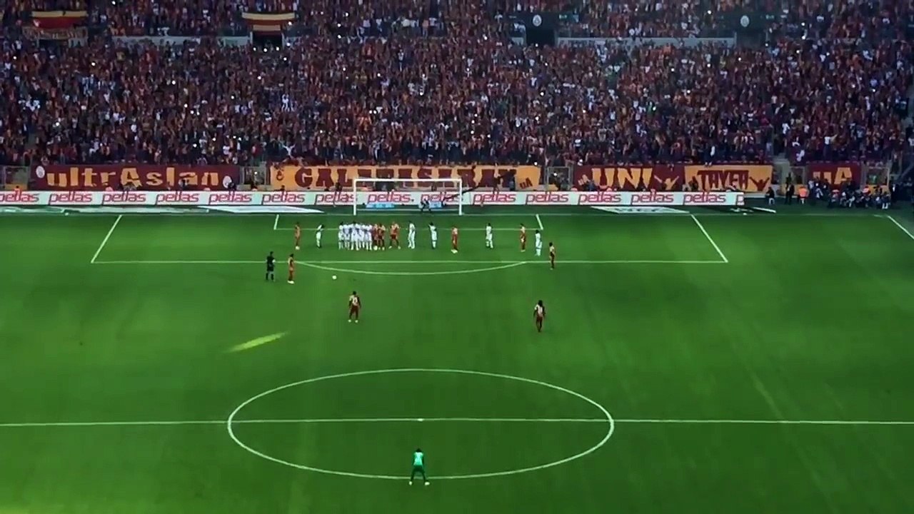 Selçuk İnanın Frikik Golü. (Galatasaray - Antalya)