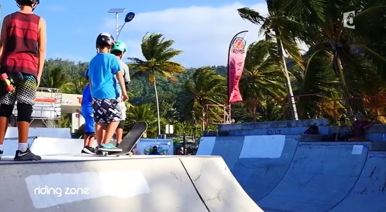 Zapping : Tom Parsons en FMX, Raiatea Gliss' Festival 2016, Parapente de précision, Simon Drouin en VTT…