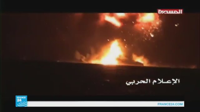 الحوثيون يدمرون بارجة إماراتية