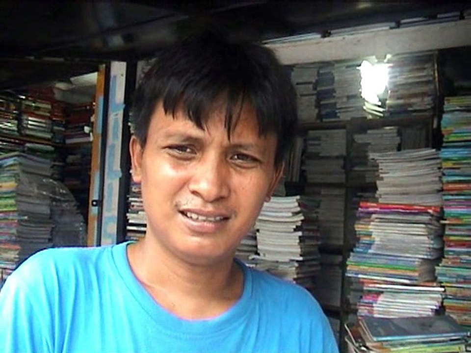 MEDAN - PASAR BUKU DIPADATI PEMBELI - PART 2