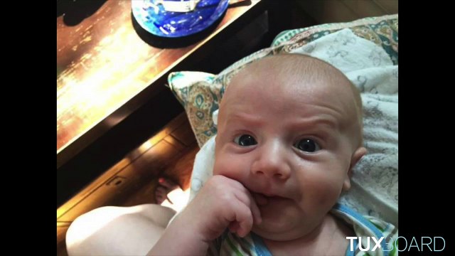 Daniel, le bébé qu ifait les têtes les plus étonnantes