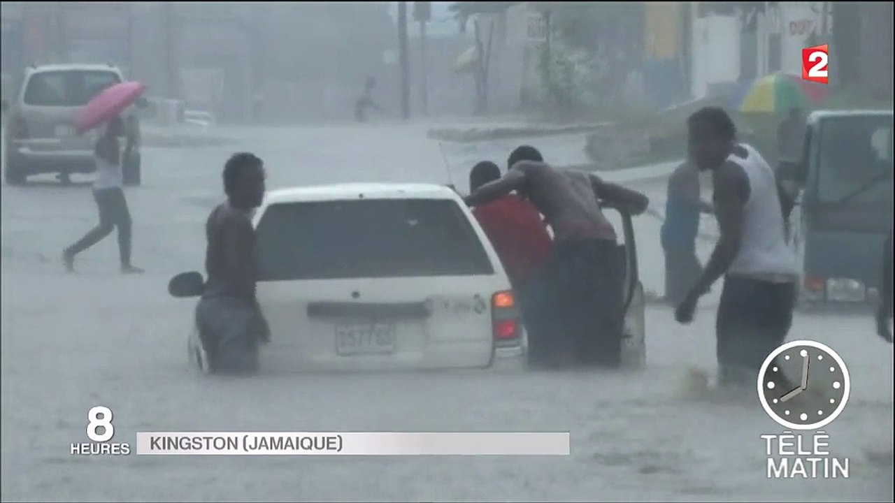 L'ouragan Matthew déferle sur Haïti et les Caraïbes