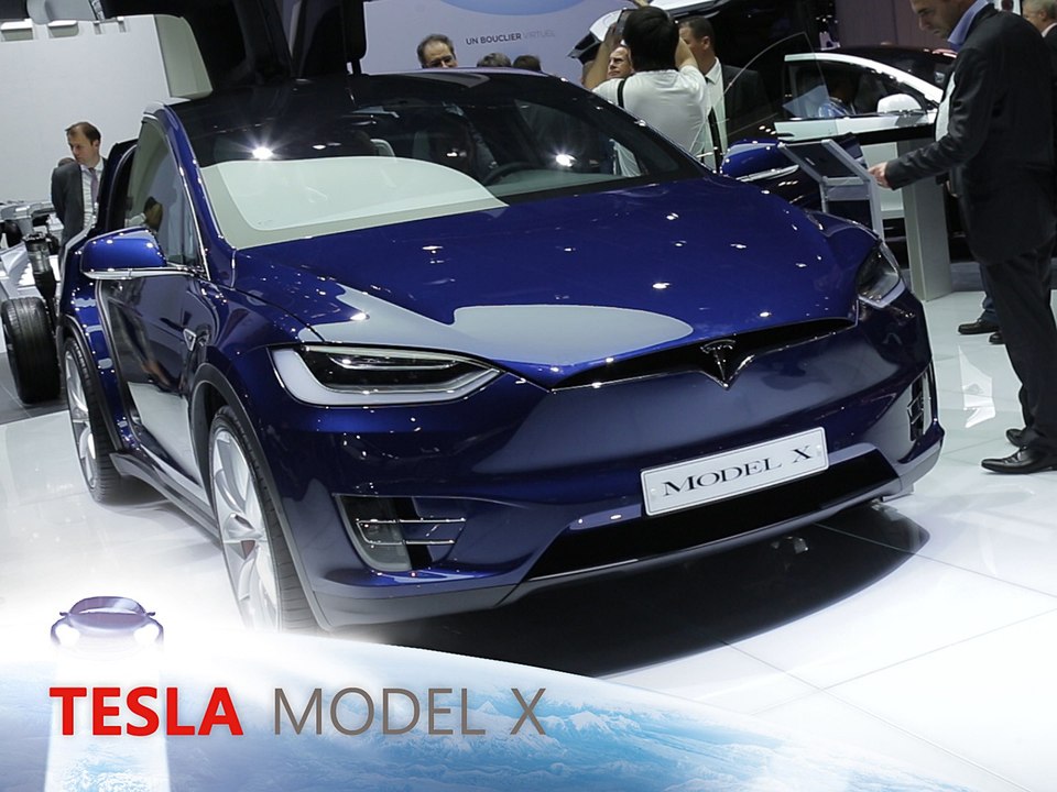Tesla Model X en direct du Mondial de Paris 2016