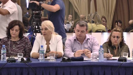 Report TV - Veliaj:Për strehimin ofrojmë 1 mln $ për 1500 kredi të buta