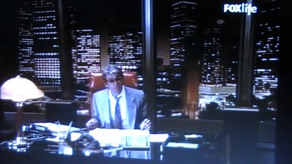 "Cote Ouest" (video en français) "Paige" cherche du réconfort auprès de "Greg"