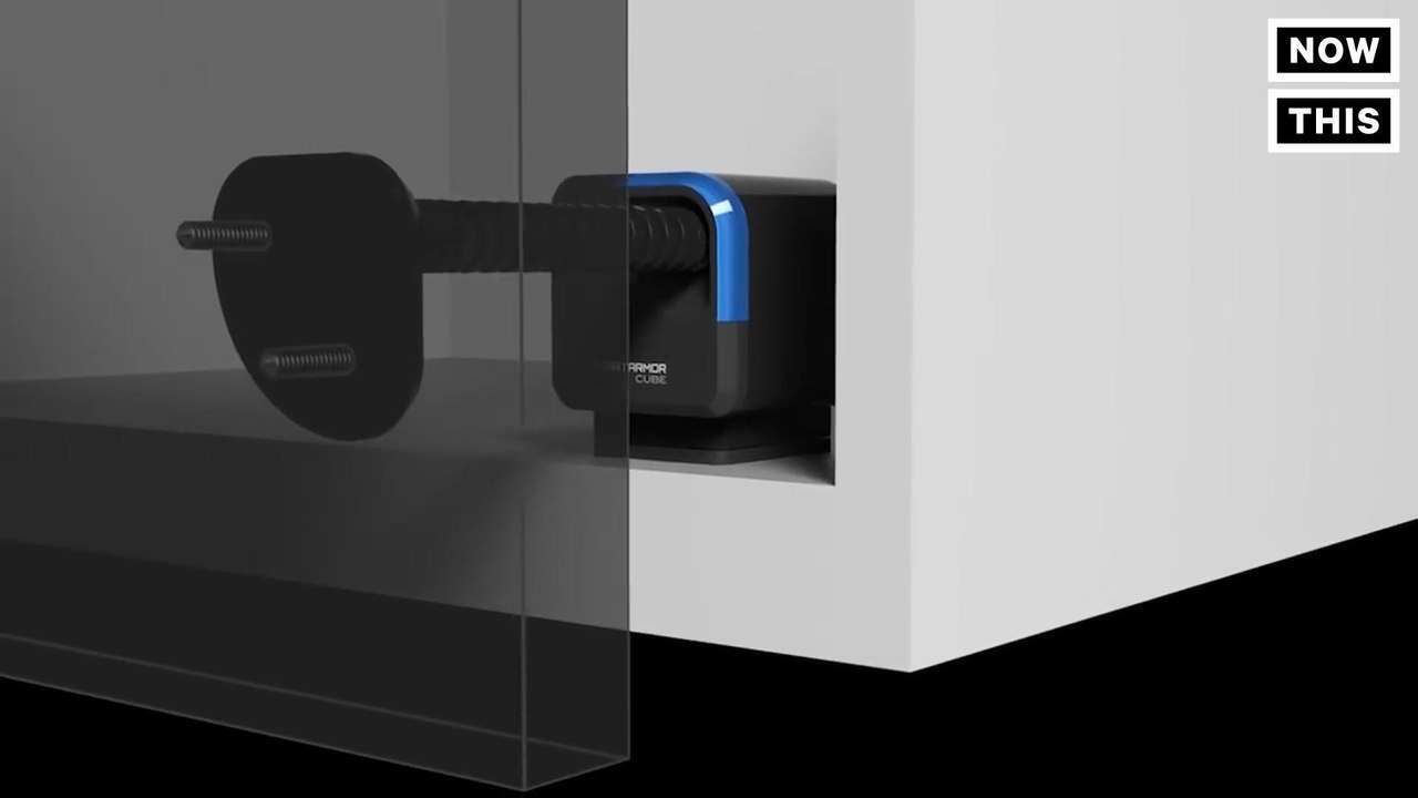 This Smart Lock Can Keep Specific People From Opening Your Stuff