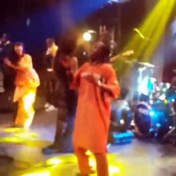 Titi interprète Goor au Dock Haussmann