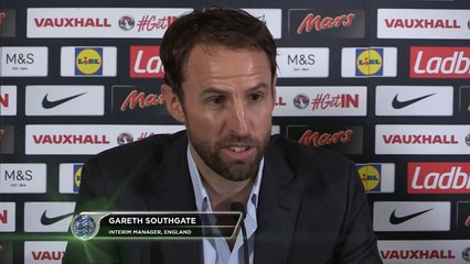 Gareth Southgate klagt Fußball-Industrie an | England