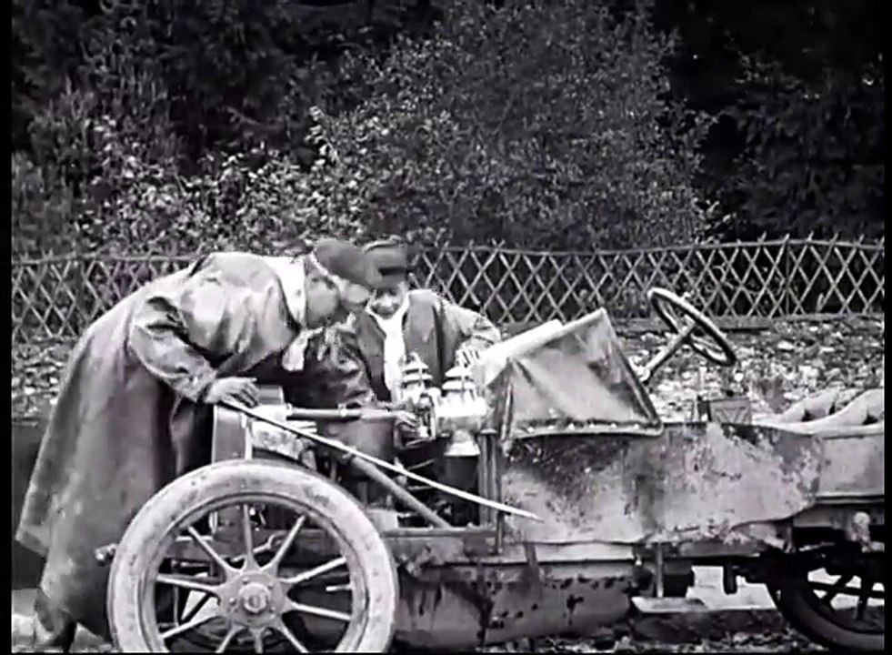 Documentaire Soupapes et pistons - Course automobile au début du 20eme siècle