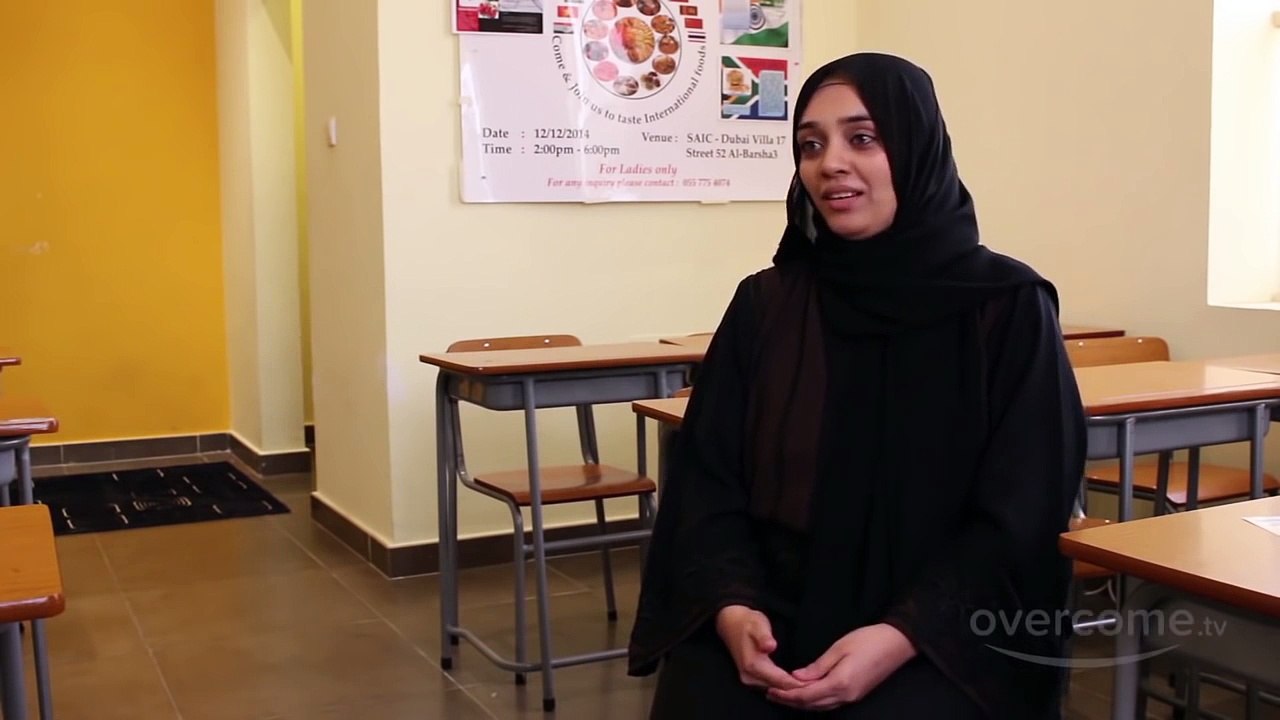 Hindu Girl reverts To Islam, Bursts Into Tears While Telling Her Story