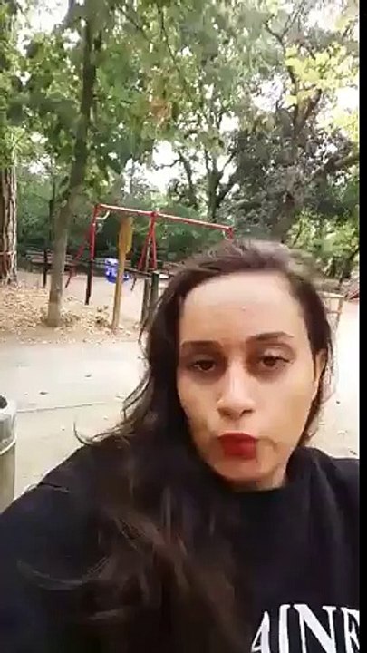 Une balançoire hantée se balance toute seule sans vent