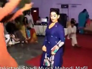 Pakistani Shadi Mujra Mehndi Mafil 1017