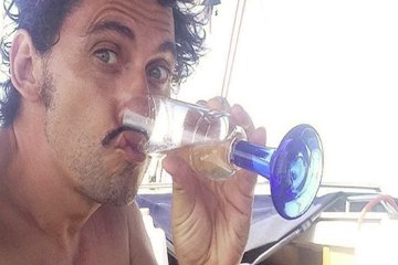 Paco León cumple 42 años "trabajando"