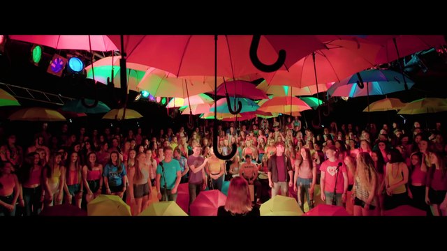 Africa de Toto reprise en Irlandais par une chorale d'enfants