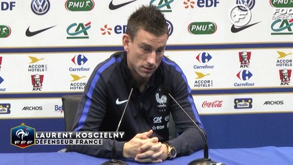 Equipe de France : Koscielny ne s'inquiète pas pour Giroud