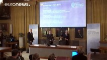 Nobelpreis für Physik geht an David Thouless, Duncan Haldane und Michael Kosterlitz