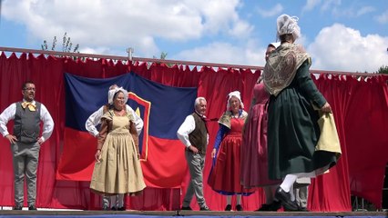 Festival de folklore d'Anjou et du Monde du 24 juillet 2016. Groupe "Plantagenêts"
