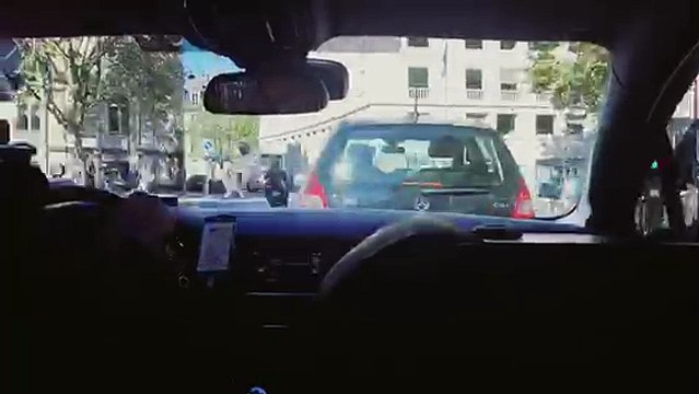 On the way to the shows in the Paris autumn sun #lecab @lecab #pfw