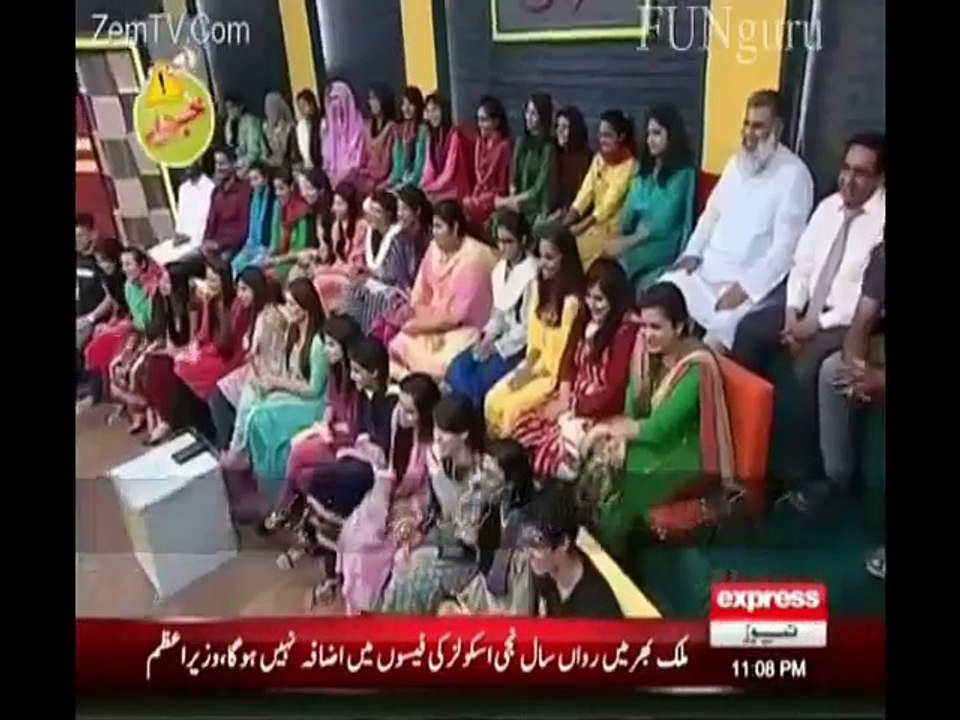 Agha Majid as a Head Master khabardar with Aftab Iqbal