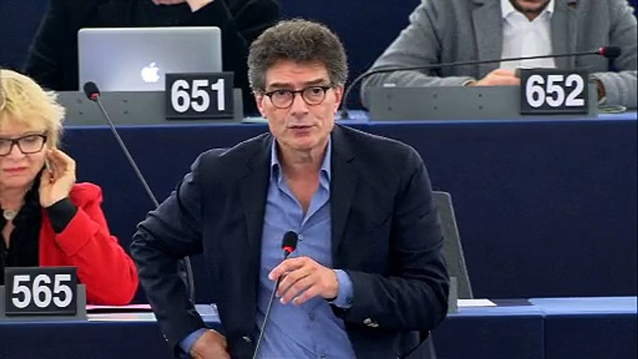 Pascal Durand : "Barroso, Kroes, Prodi, Monti, Draghi, la liste des faussoyeurs de l'intérêt général européen s'allonge de jour en jour"