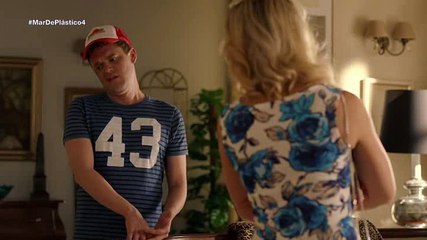 Federico Aguado en Mar de Plástico (Capi 2x04)