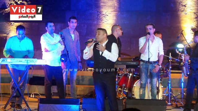 مجد القاسم يغنى اسمع بقى لايف