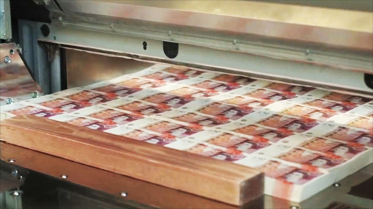 الإسترليني يهوي لأدنى مستوى منذ 30 عاما