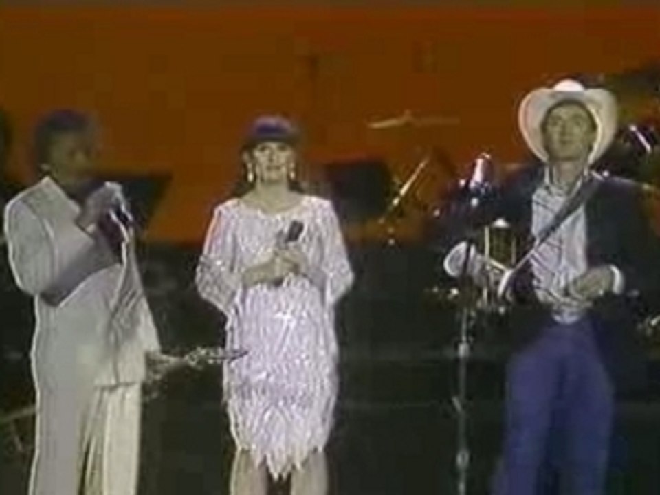 Ian & Sylvia Tyson with Gordon Lightfoot - Early Morning Rai